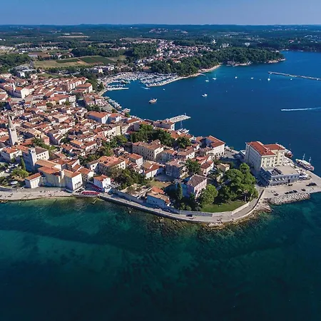 1 Bedroom Cozy In Apartamento Poreč